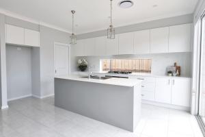 Lakeview Hamp 2